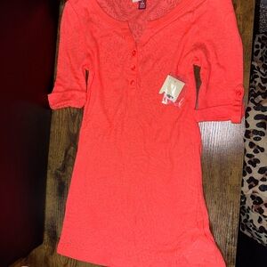 LEI Size 0/S Bright Neon Coral Button-Up Top with half sleeves - Semi Sheer